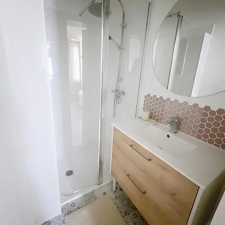 Sous Les Arches Apartment